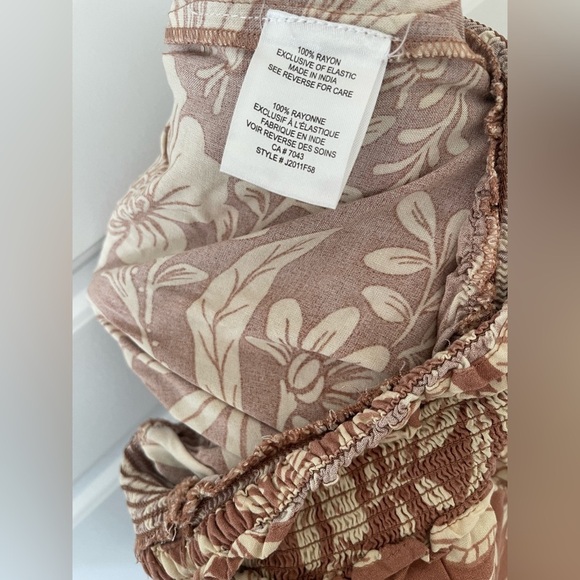 Patrons of Peace Brown and Cream Floral Pants | M - Picture 6 of 7